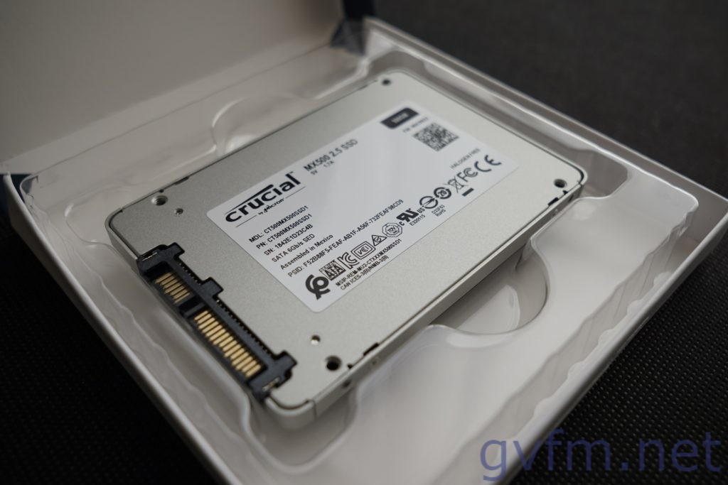 SSD-crucial-MX500 CT500MX500SSD1-本体